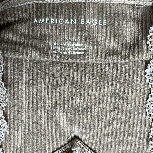 Brown American eagle Lace crop top - Picture 3 of 3